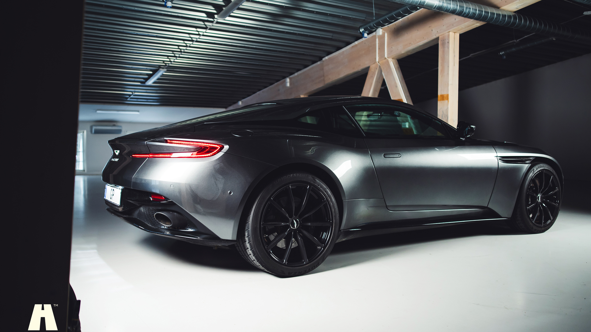 Exterior image of 2019 Aston Martin DB11 AMR (5)