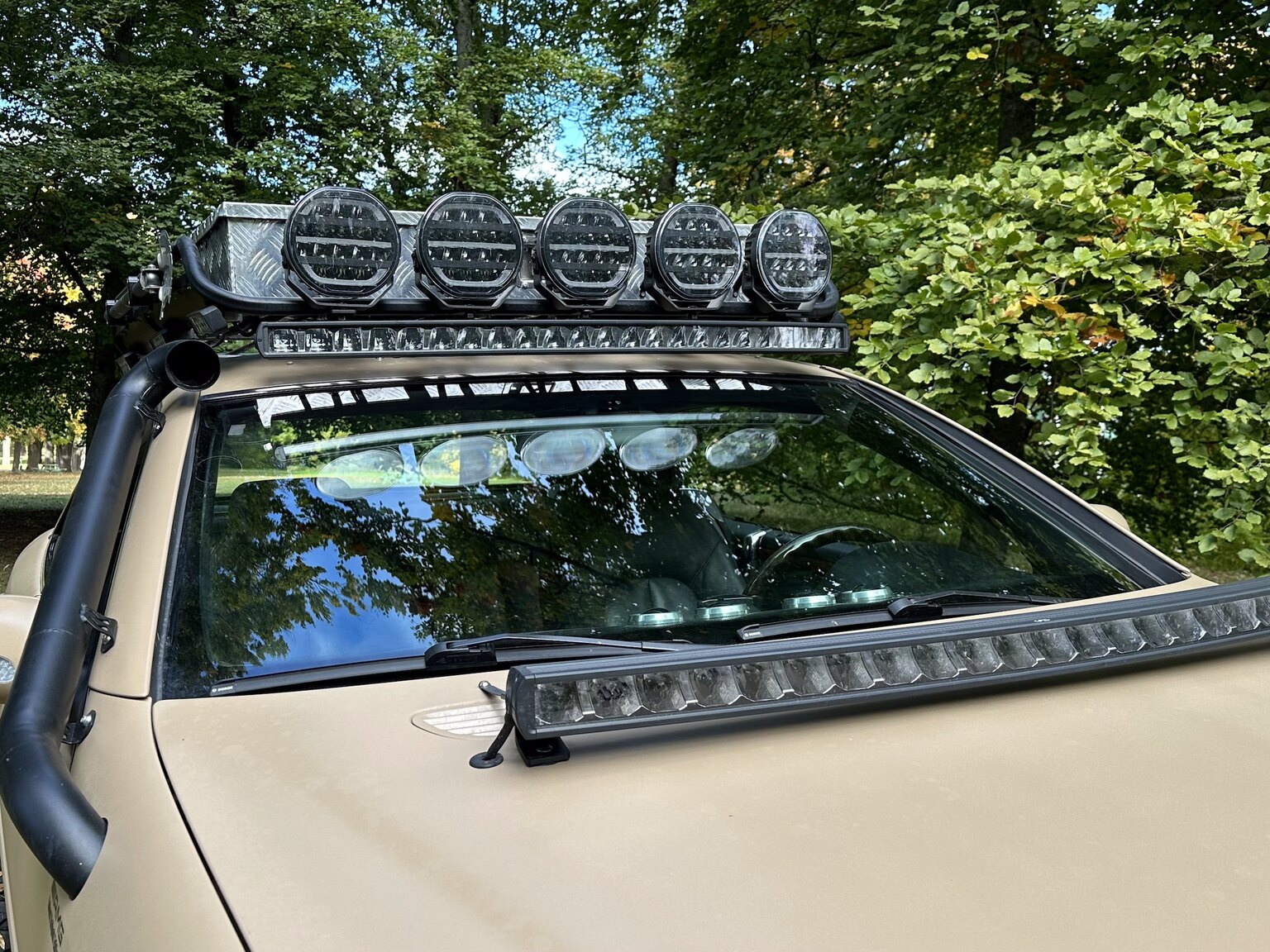 Exterior image of 2001 Mercedes-Benz CL600/ML 55 AMG