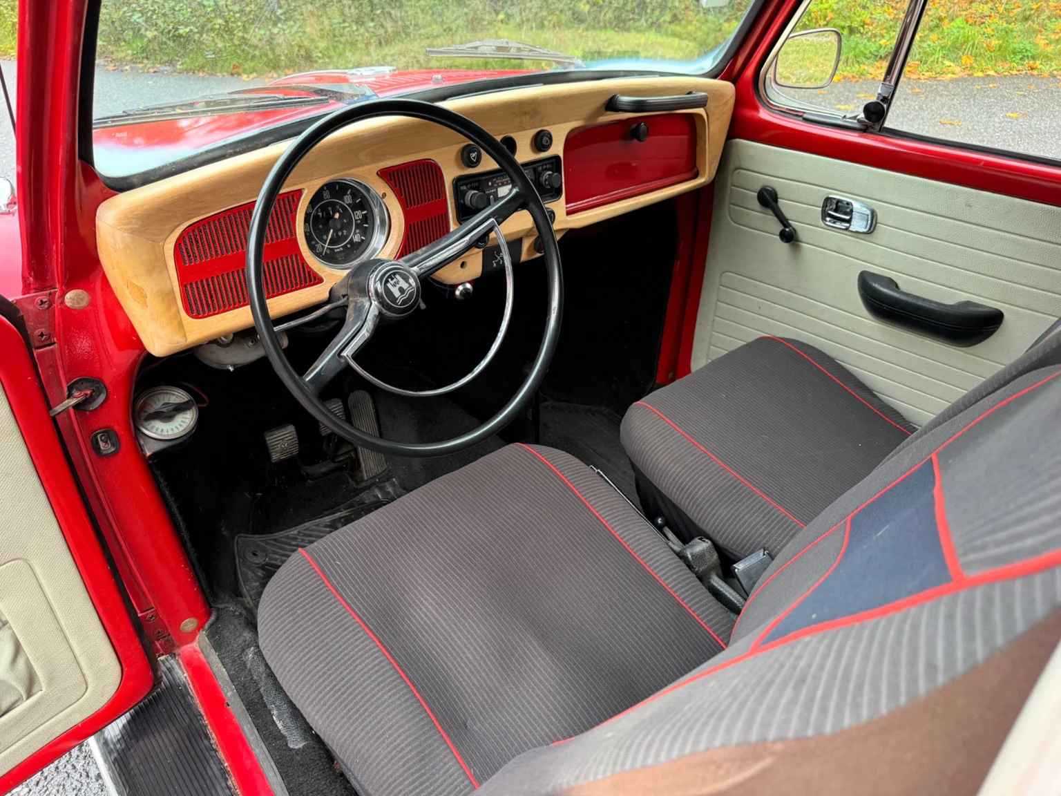 Interiörbild 1970 Volkswagen 1300 (1)