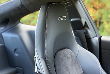 #<Image:0x00007f8cadbfeb18>