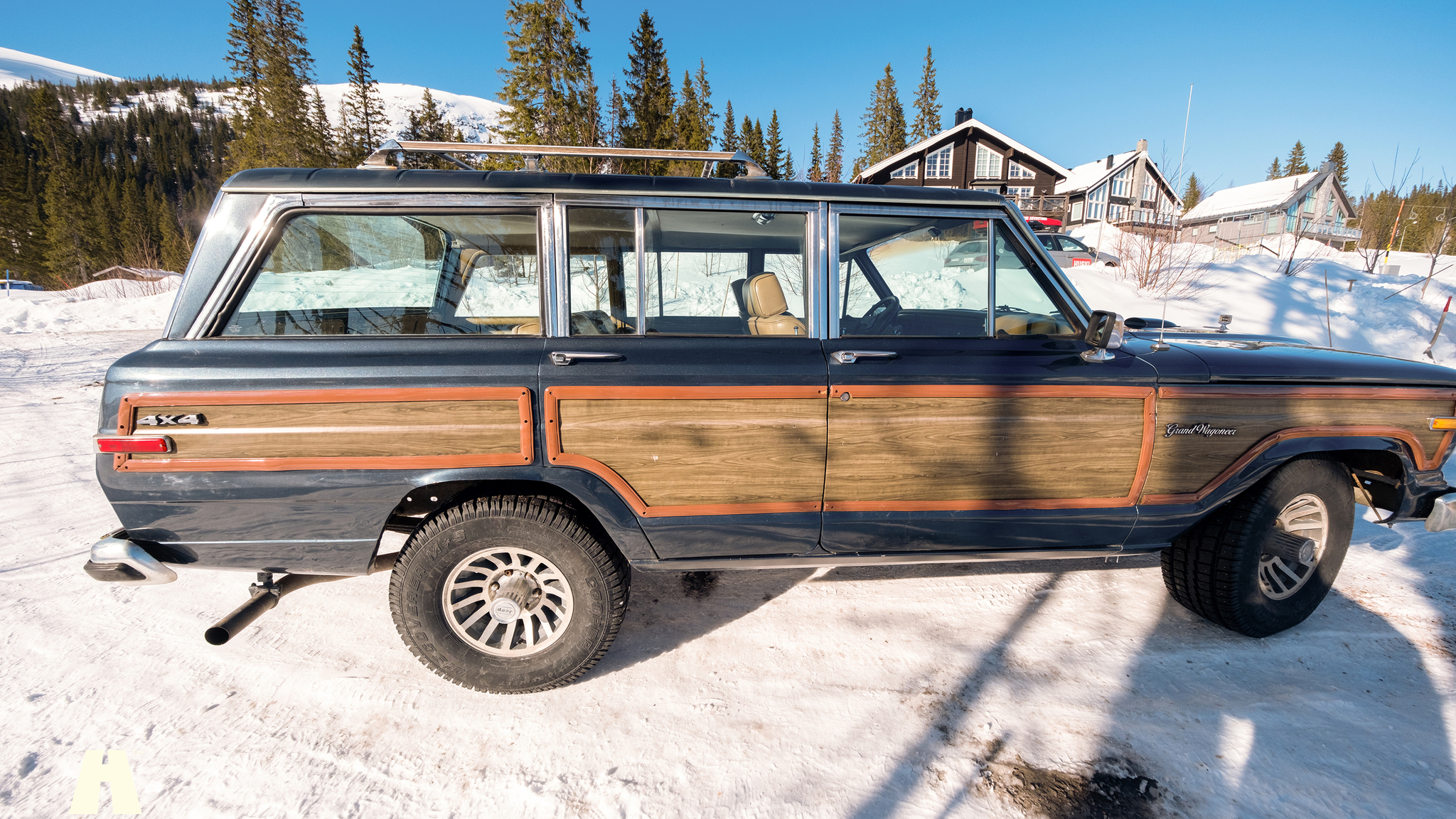 Aussenfoto 1988 Jeep Grand Wagoneer 5.9