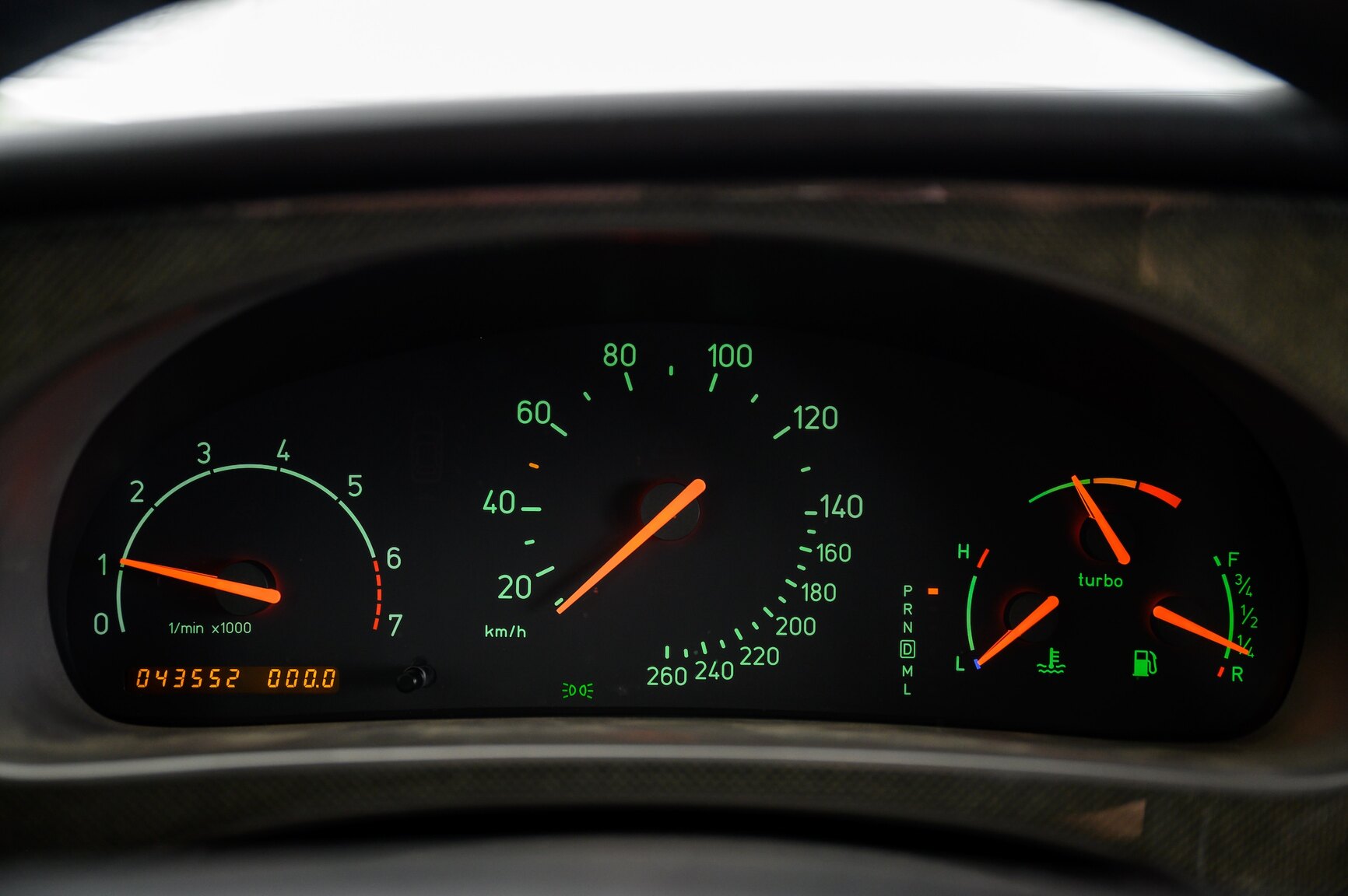 Innenraumfoto von 2005 SAAB 9-5 Aero (25)