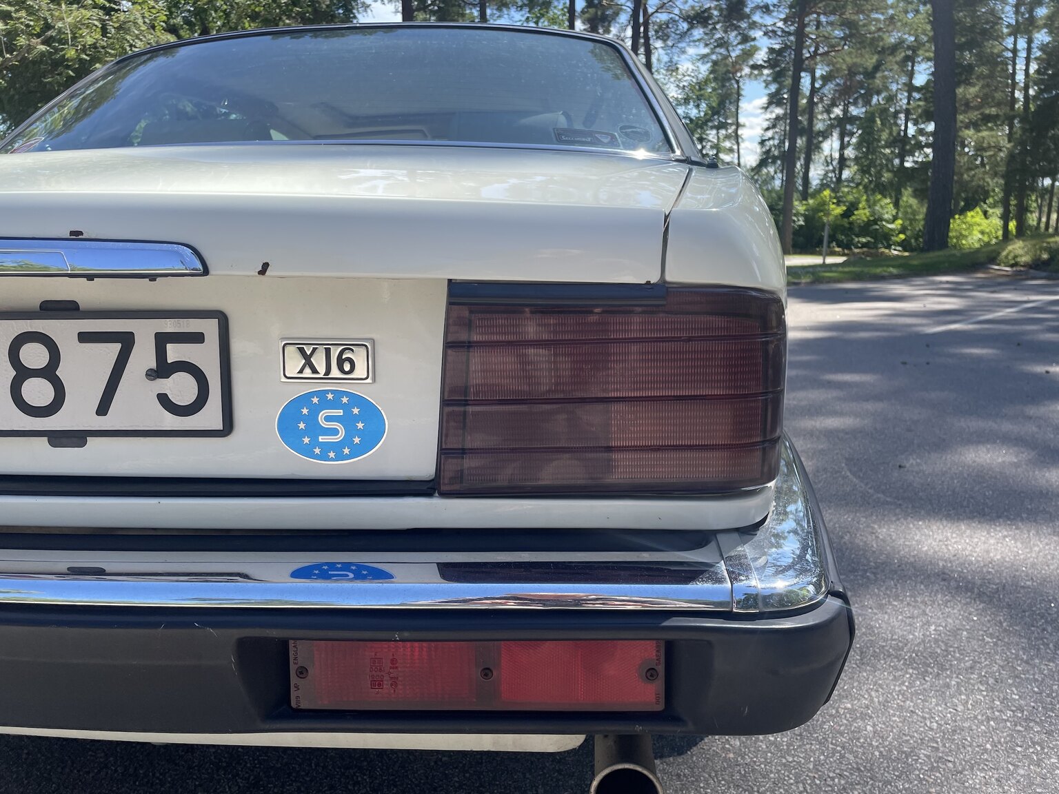 Exteriörbild på 1988 Jaguar XJ6 Sovereign