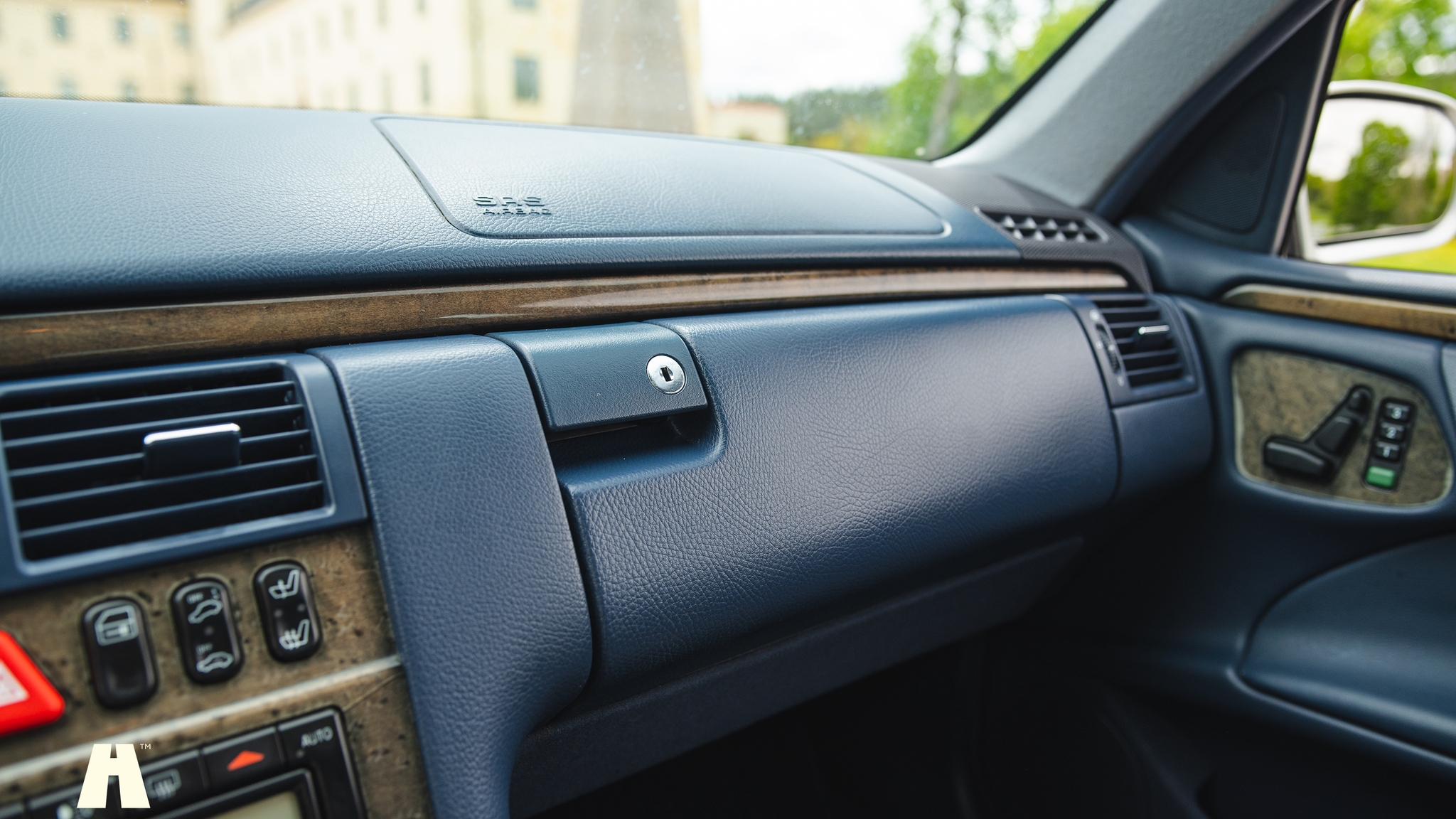 Interiörbild 2000 Mercedes E430