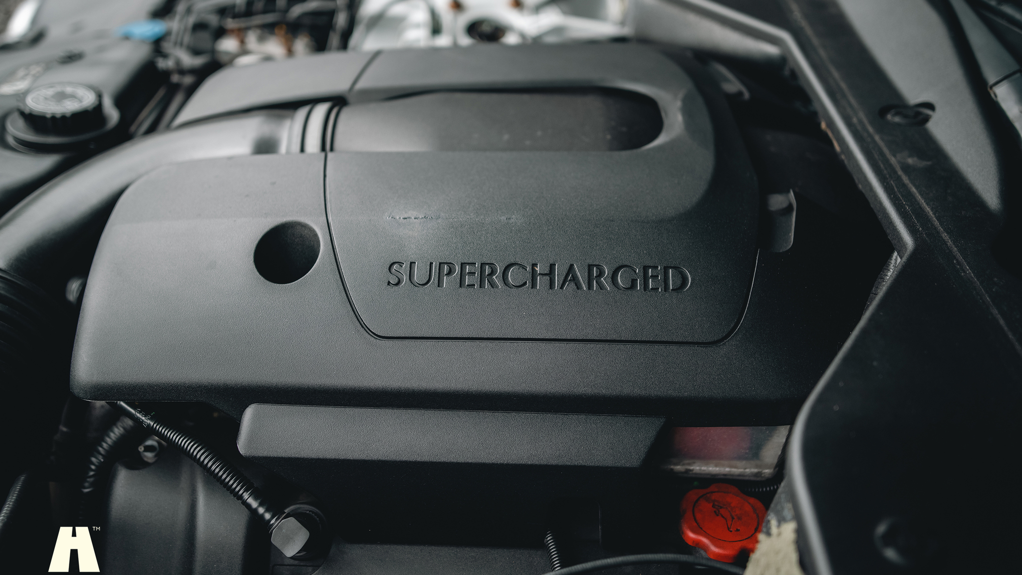 Image of 2003 Jaguar XJ Super V8 mechanics