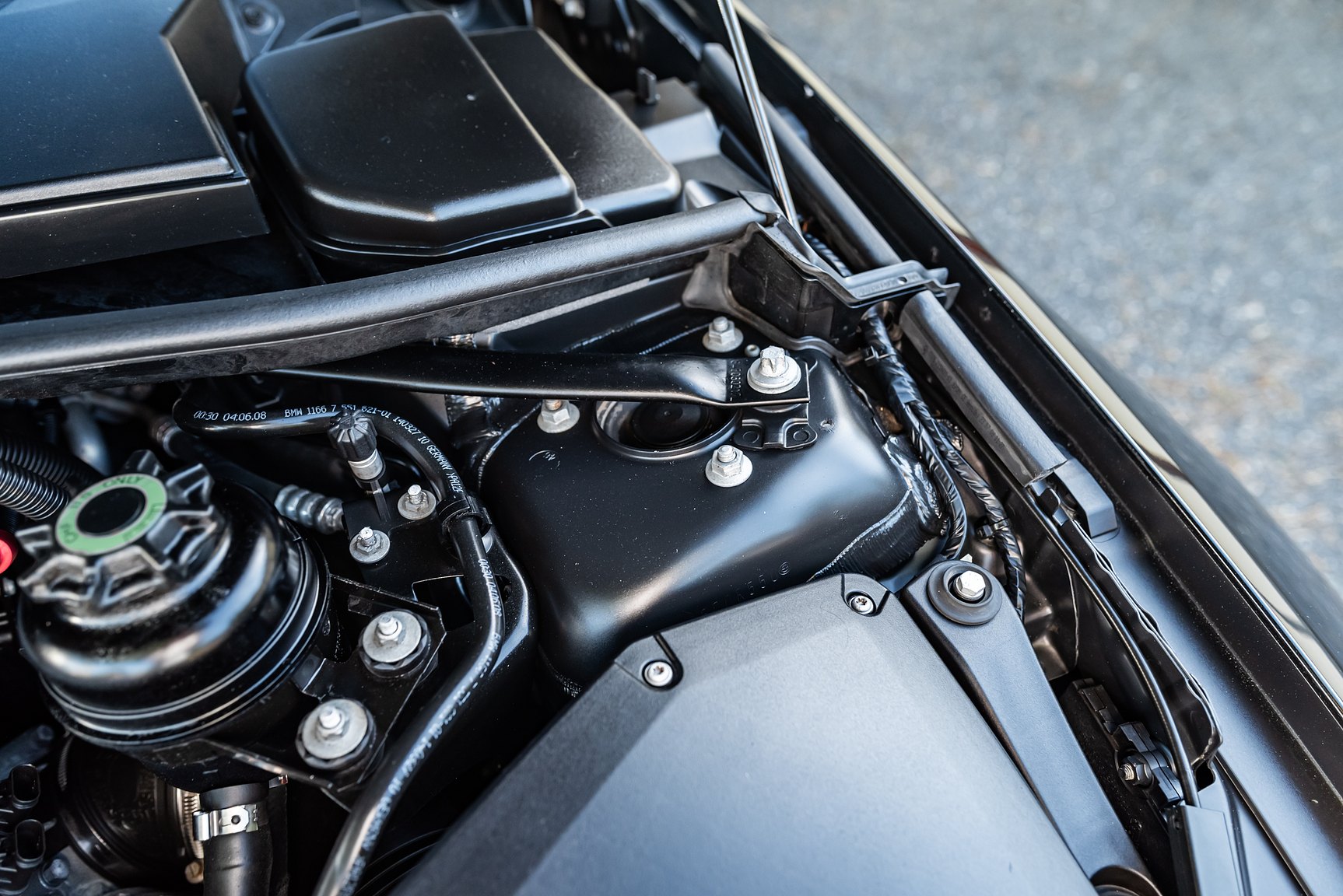 Image of 2009 BMW 325Xi mechanics