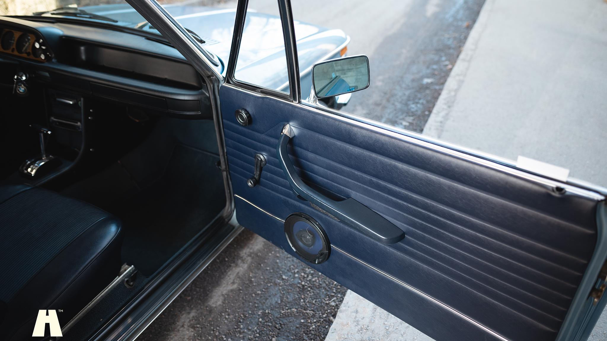 Innenraumfoto von 1974 BMW 2002
