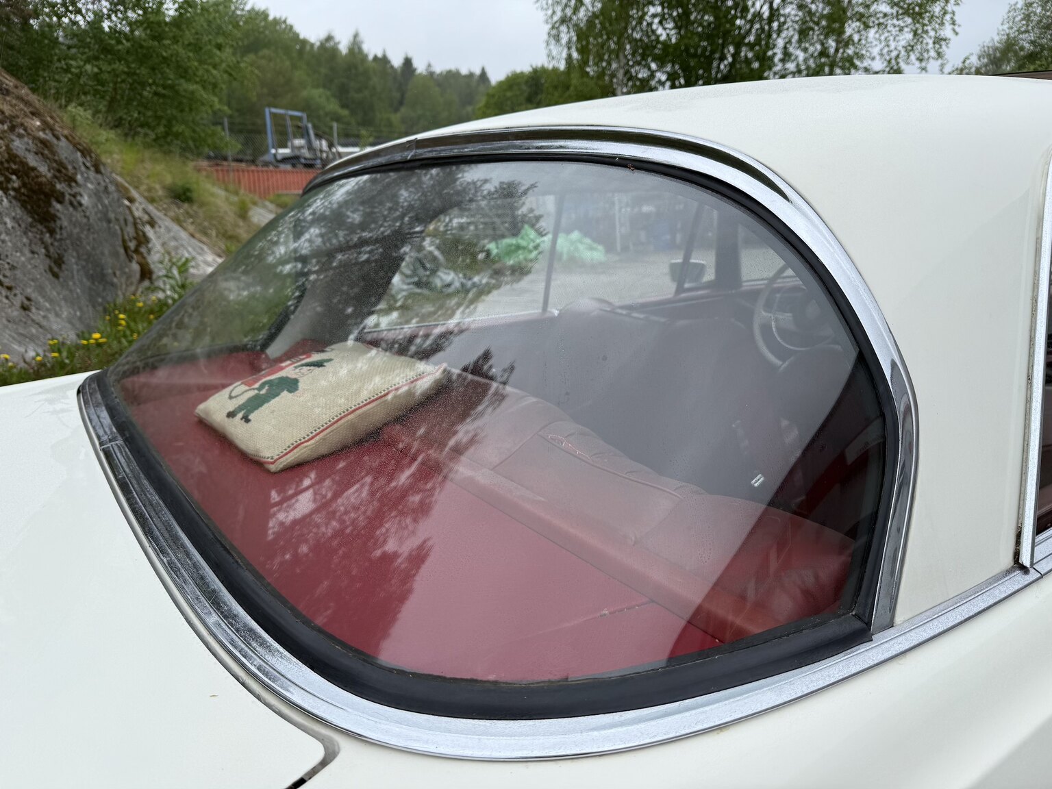 Exteriörbild på 1963 Mercedes-Benz 220 SE