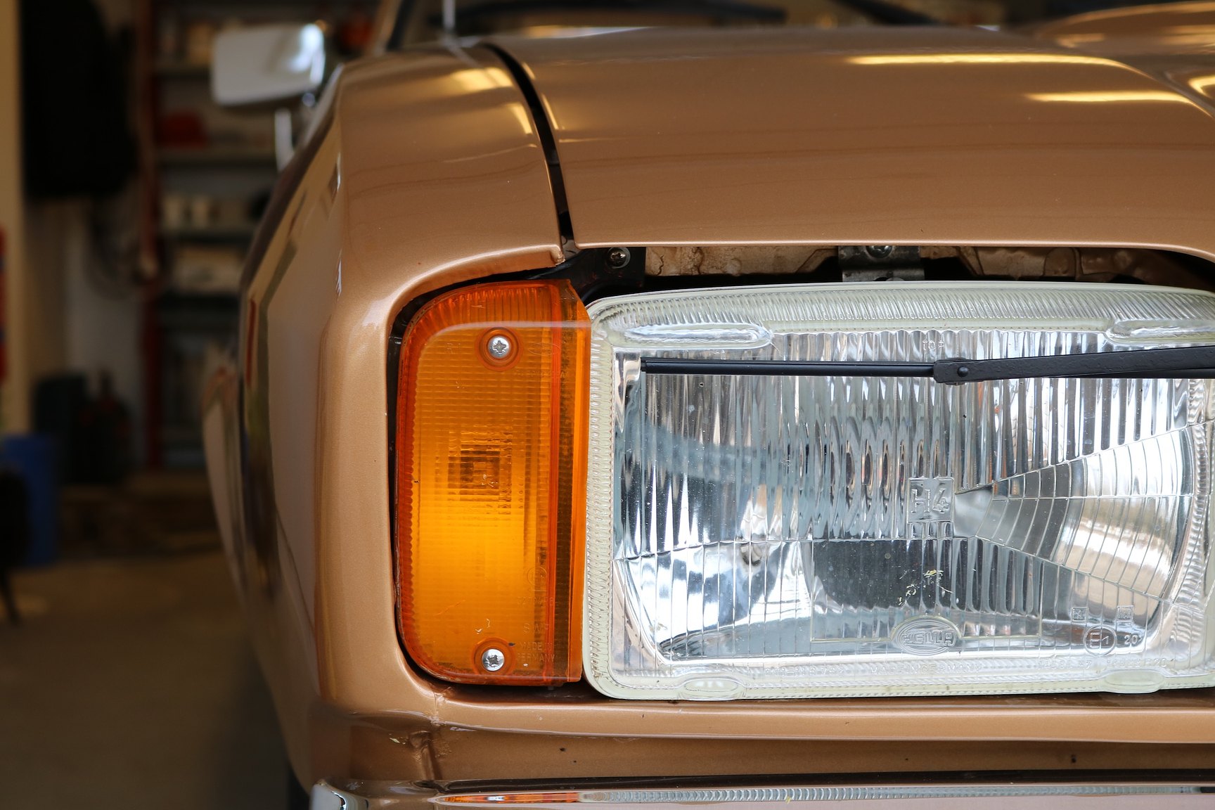 Exteriörbild på 1975 Ford Capri 1600