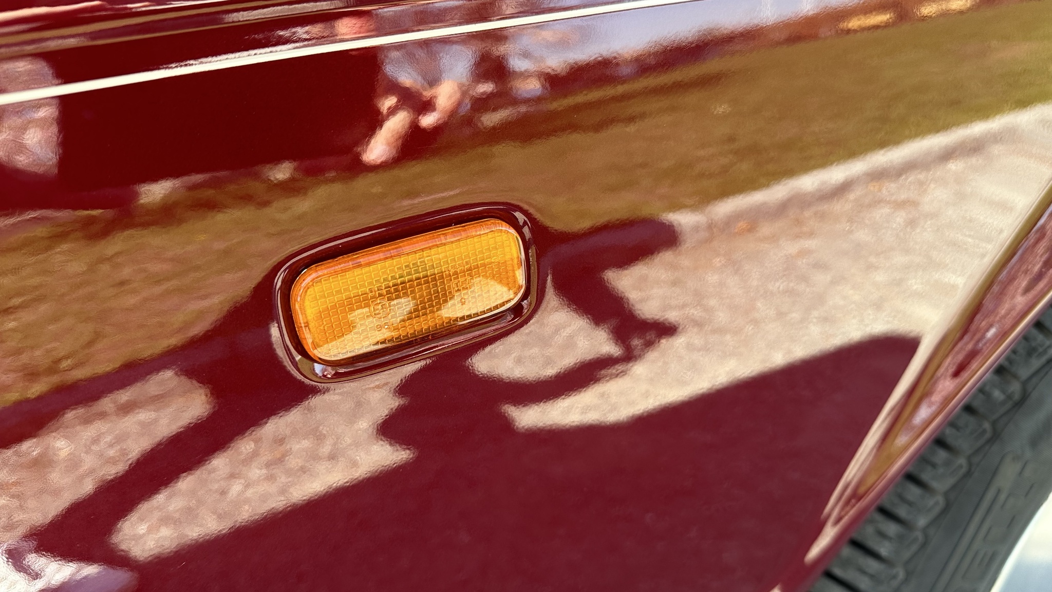 Exterior image of 1997 Jaguar XJ 4.0 Executive