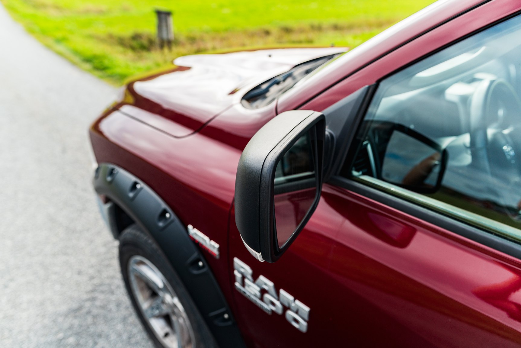 Exterior image of 2019 Dodge Ram 1500 Classic Crew Cab 5.7 V8 HEMI 