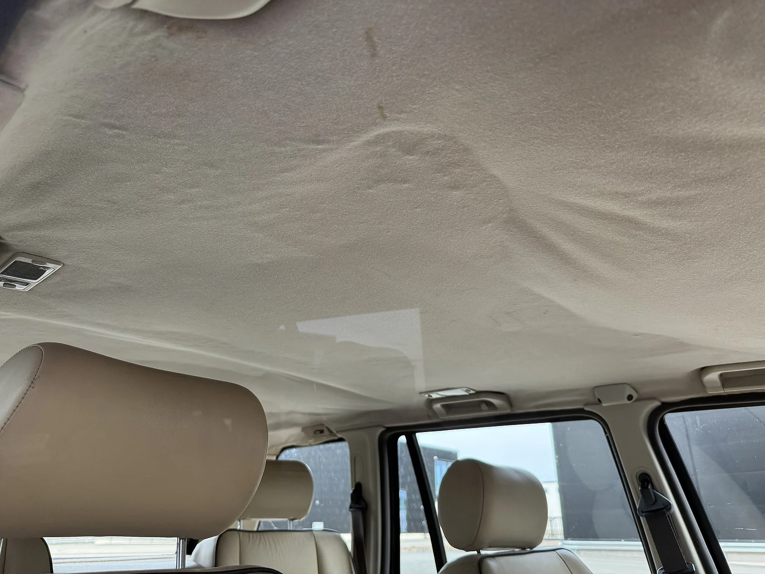 Interior image of 1998 Land Rover Range Rover P38 (6)