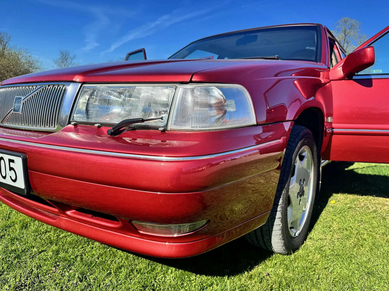 Exterior image of 1998 Volvo S90 3.0 (21)
