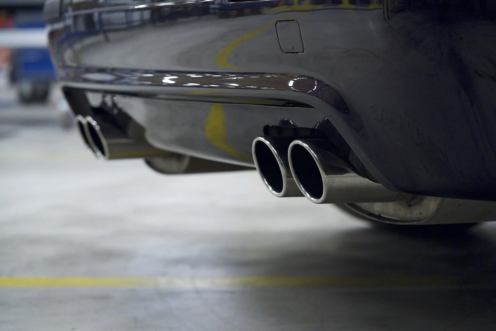 Exteriörbild på 2002 BMW M5 E39 (46)