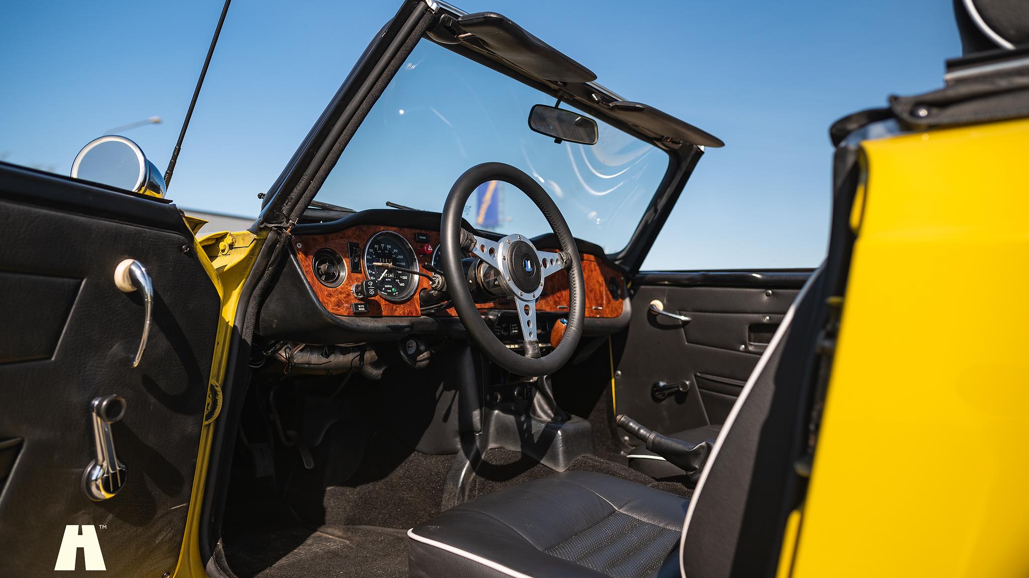 Interiörbild 1974 Triumph TR6 (4)