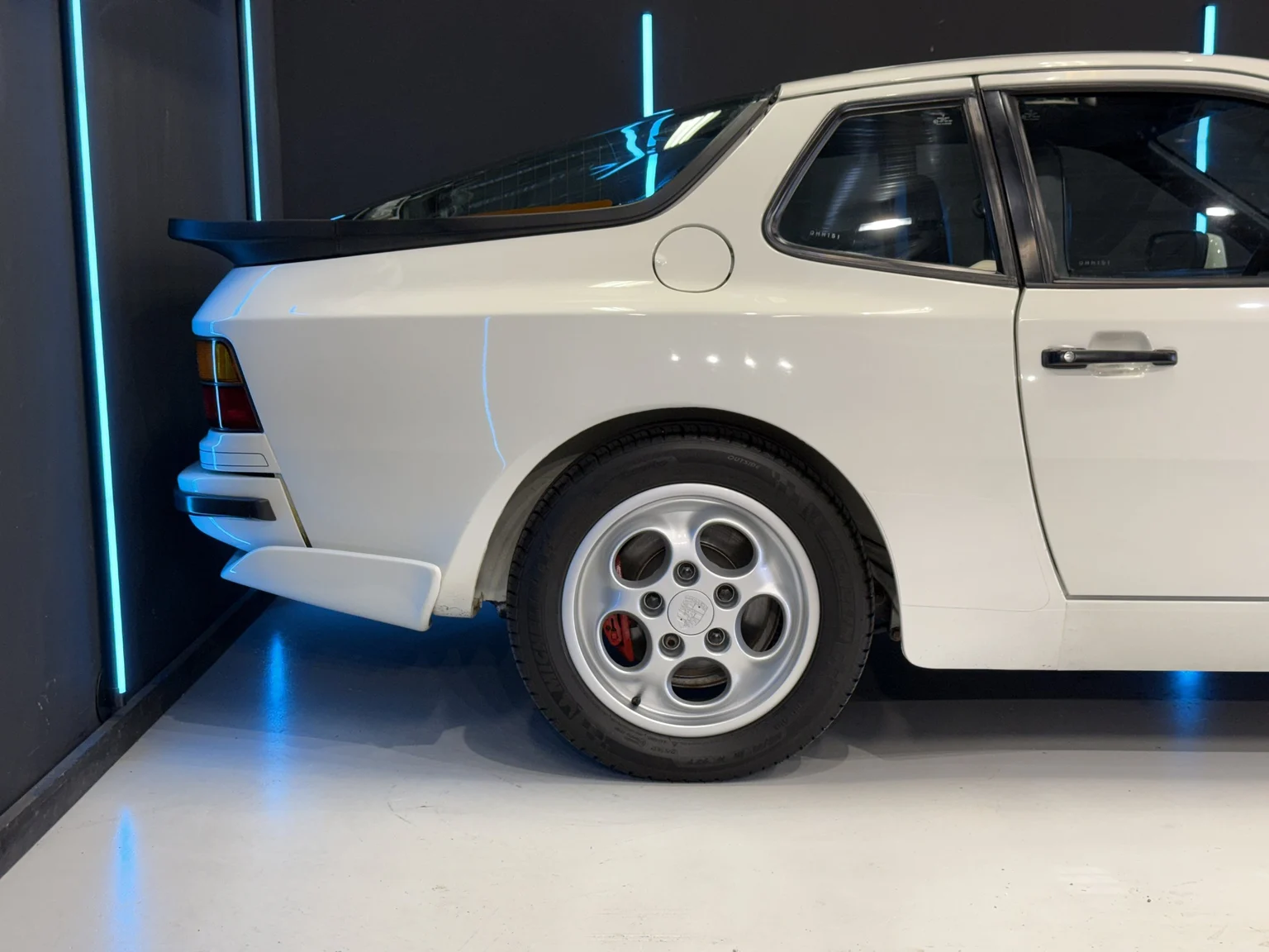 Aussenfoto 1989 Porsche 944 2.7 (4)