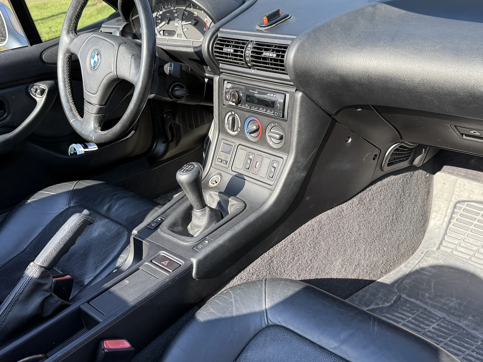 Interiörbild 1996 BMW Z3 1.8 Z3 (25)