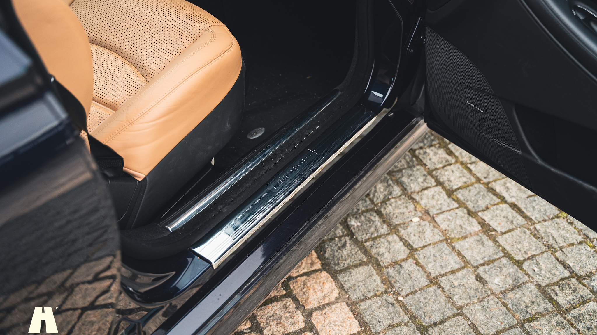 Interior image of 2008 Mercedes-Benz CLS 63 AMG (19)