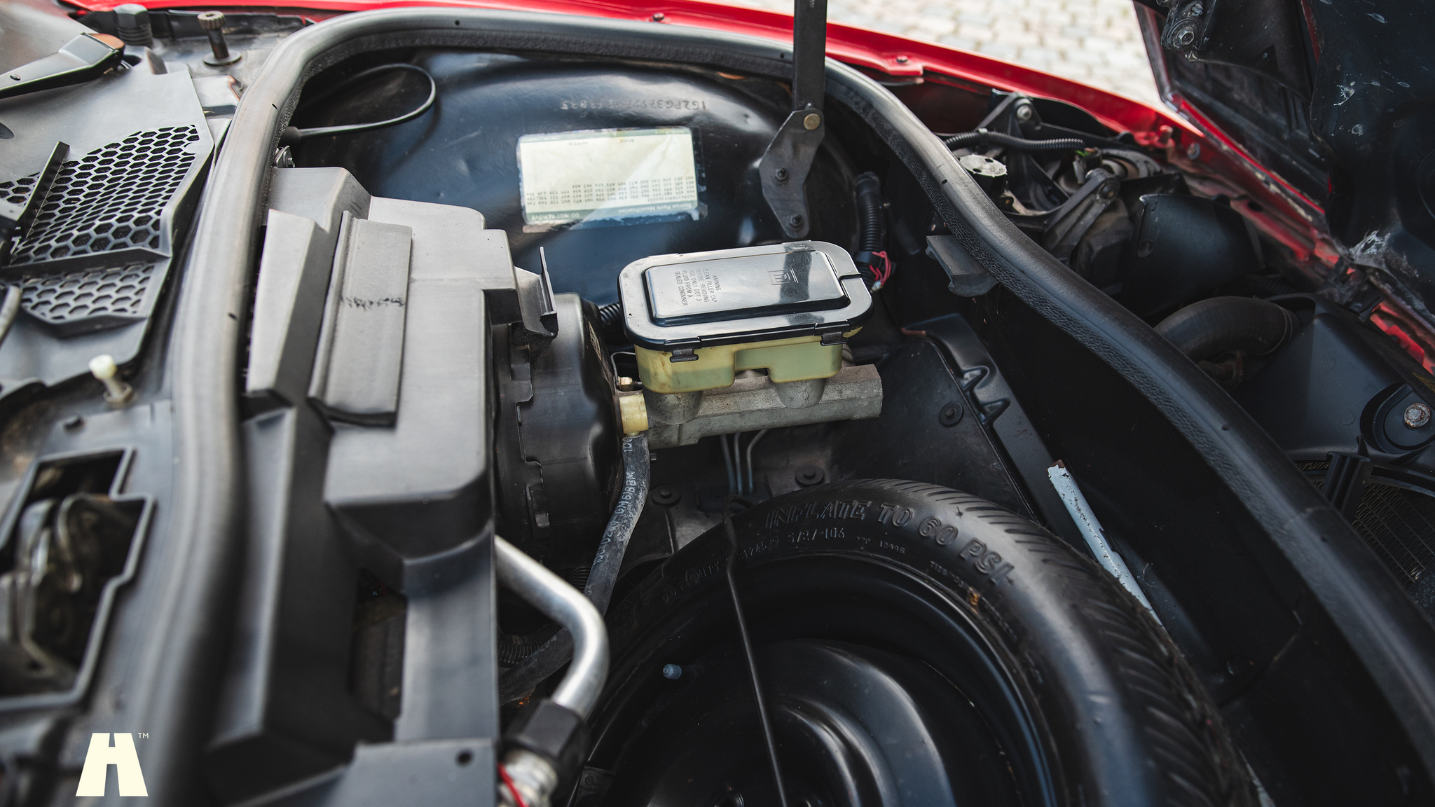 Image of 1985 Pontiac Fiero GT (81) mechanics