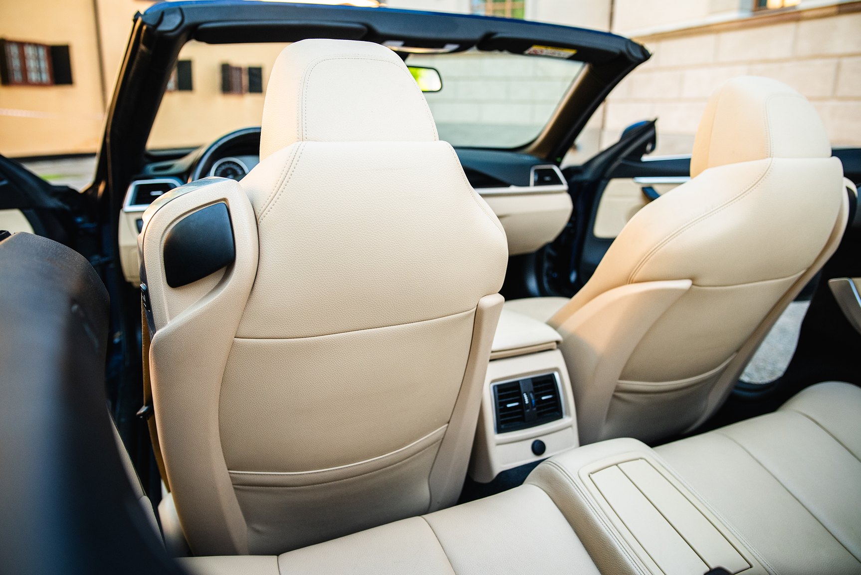 Interior image of 2018 BMW 430i xDrive Convertible