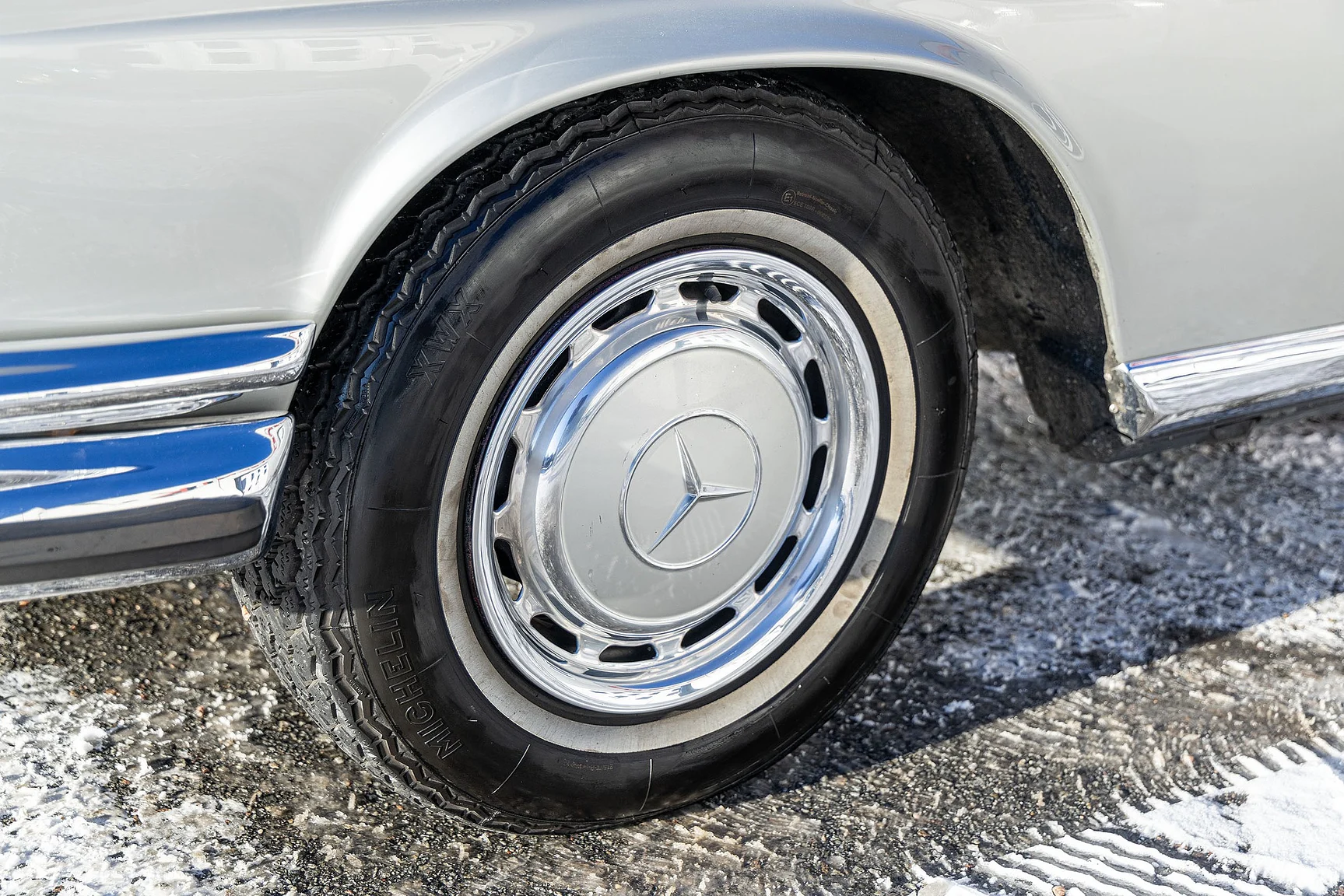 Aussenfoto 1970 Mercedes-Benz  280 SE 3.5 Coupé (11)