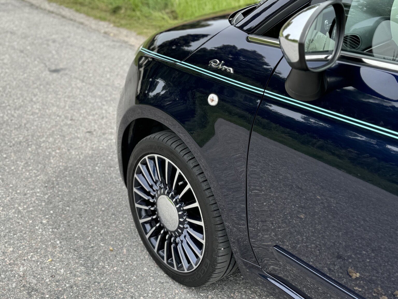 Exteriörbild på 2017 Fiat 500 Riva