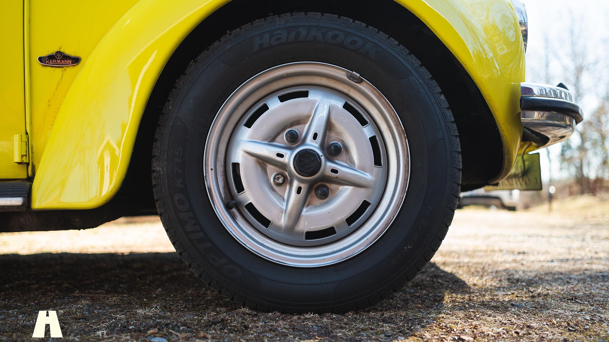 Exteriörbild på 1974 Volkswagen Bubbla 1303LS Cabriolet Svensksåld 