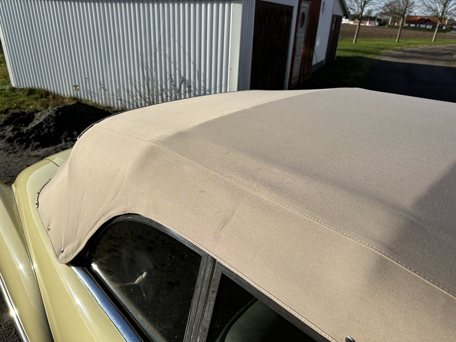 Exterior image of 1950 Chrysler Windsor Convertible (56)