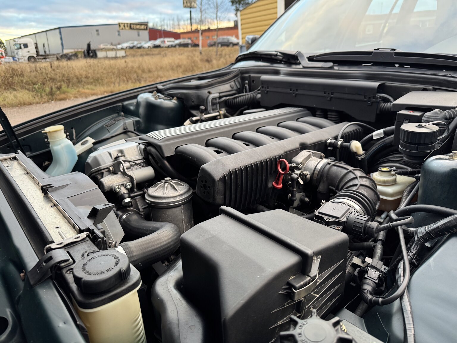 Image of 1996 BMW 520i Touring mechanics