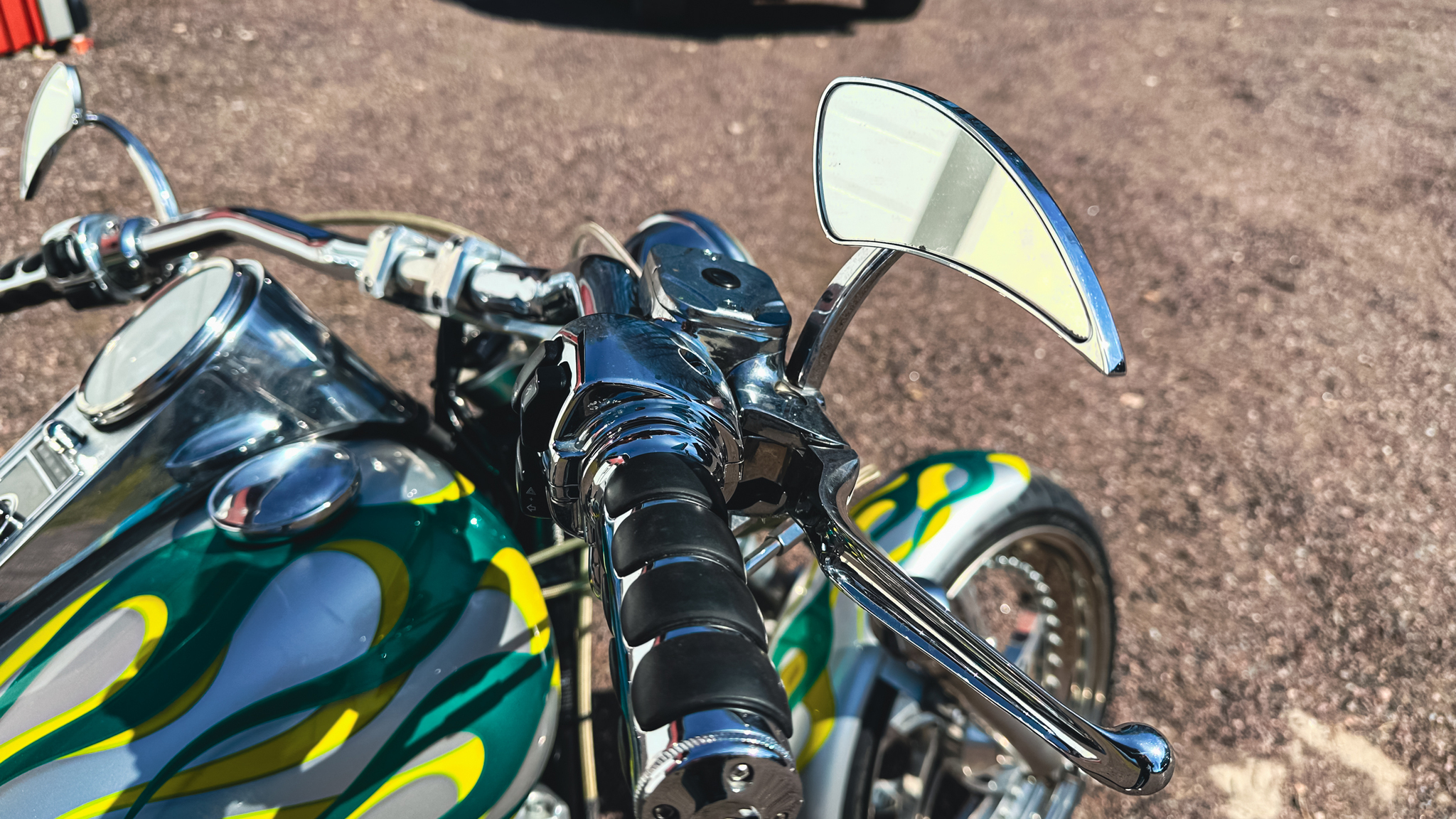 Exteriörbild på 2000 Harley-Davidson FXST Custom (15)