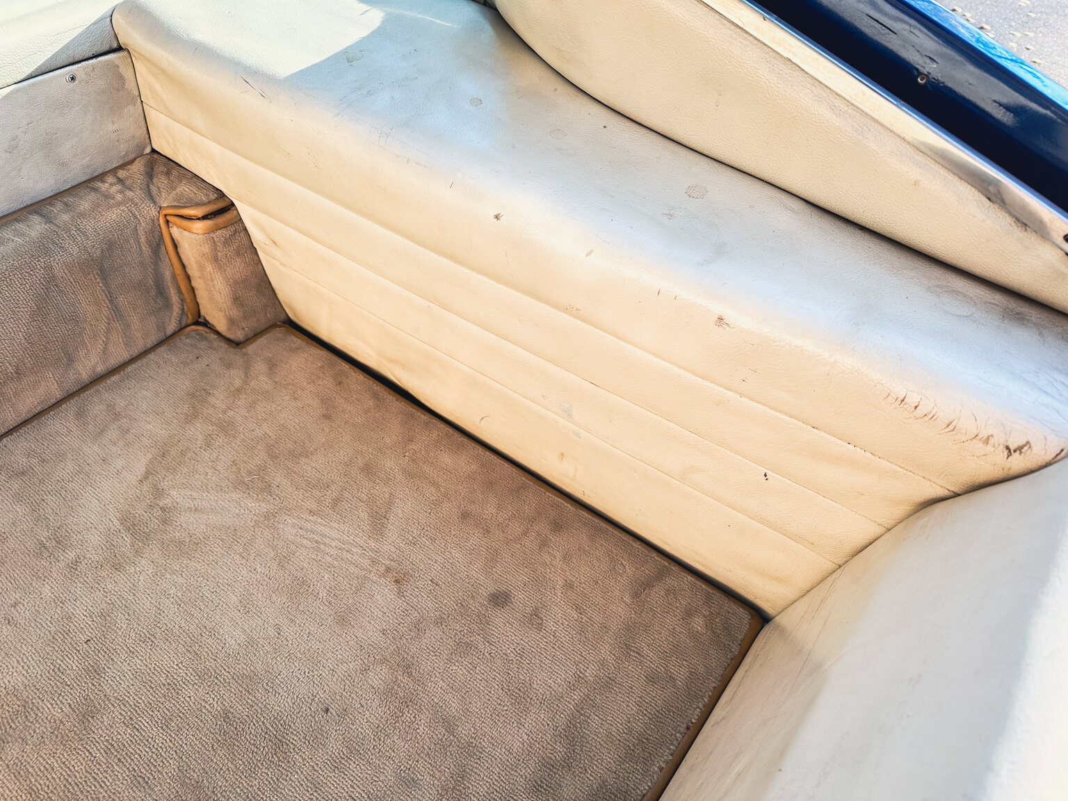 Innenraumfoto von 1973 Maserati Indy