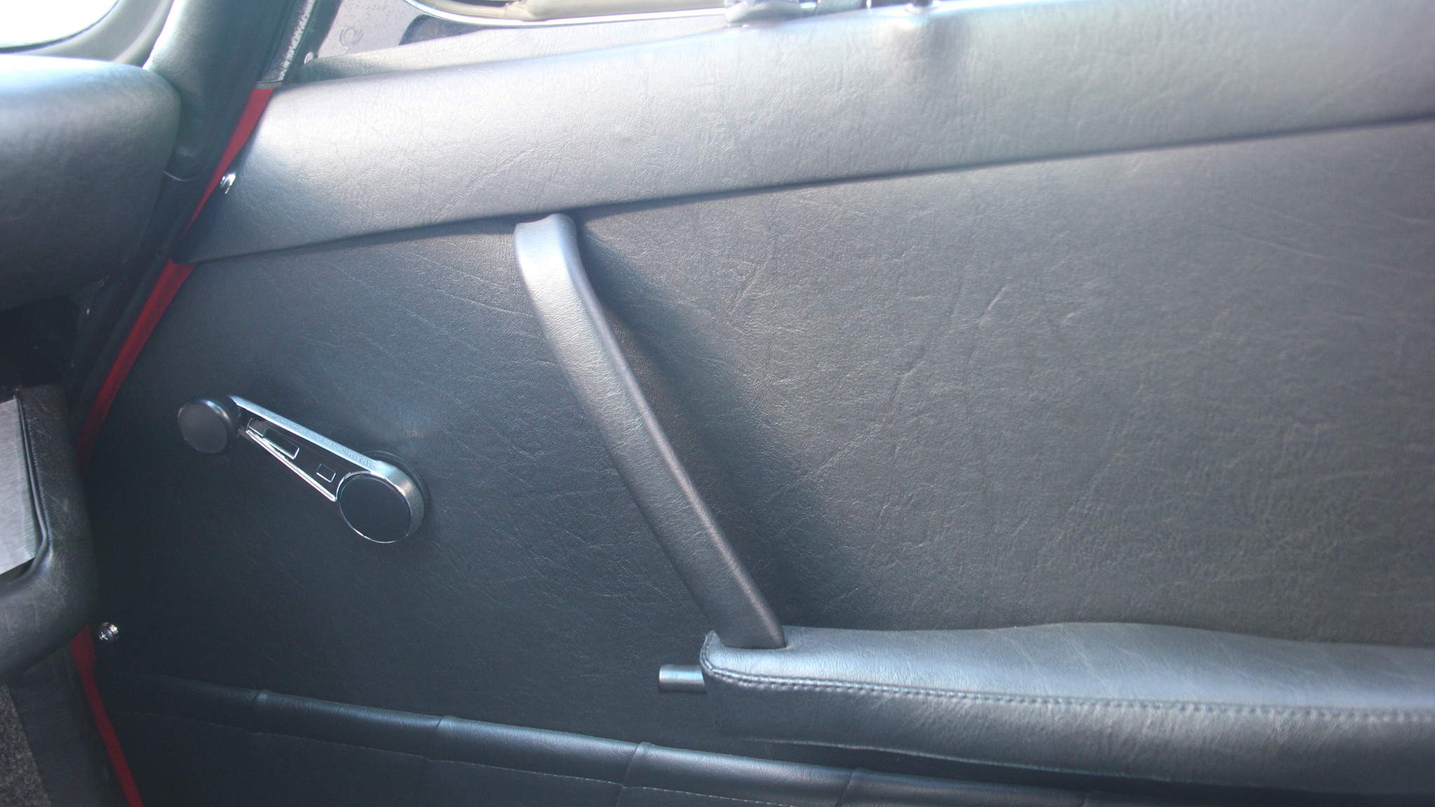 Interior image of 1966 Porsche 912