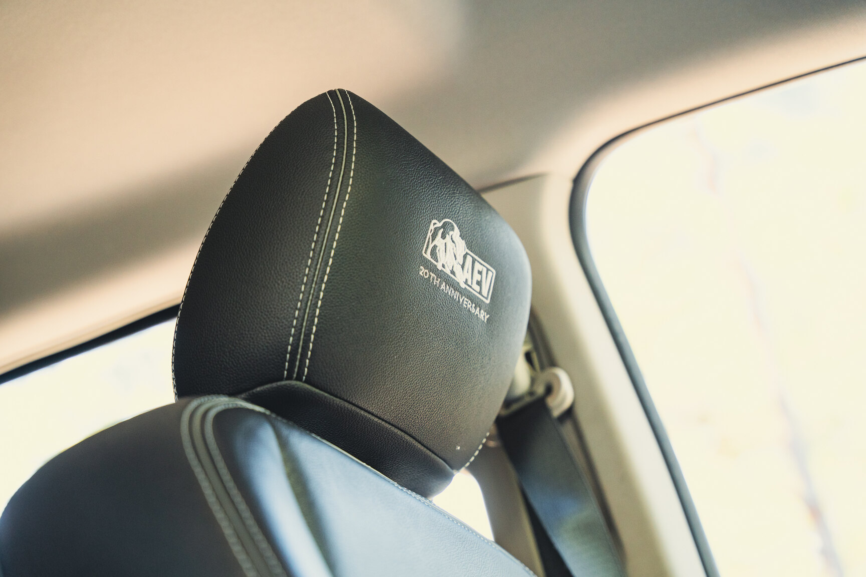 Interiörbild 2017 Dodge Ram 1500 AEV (11)