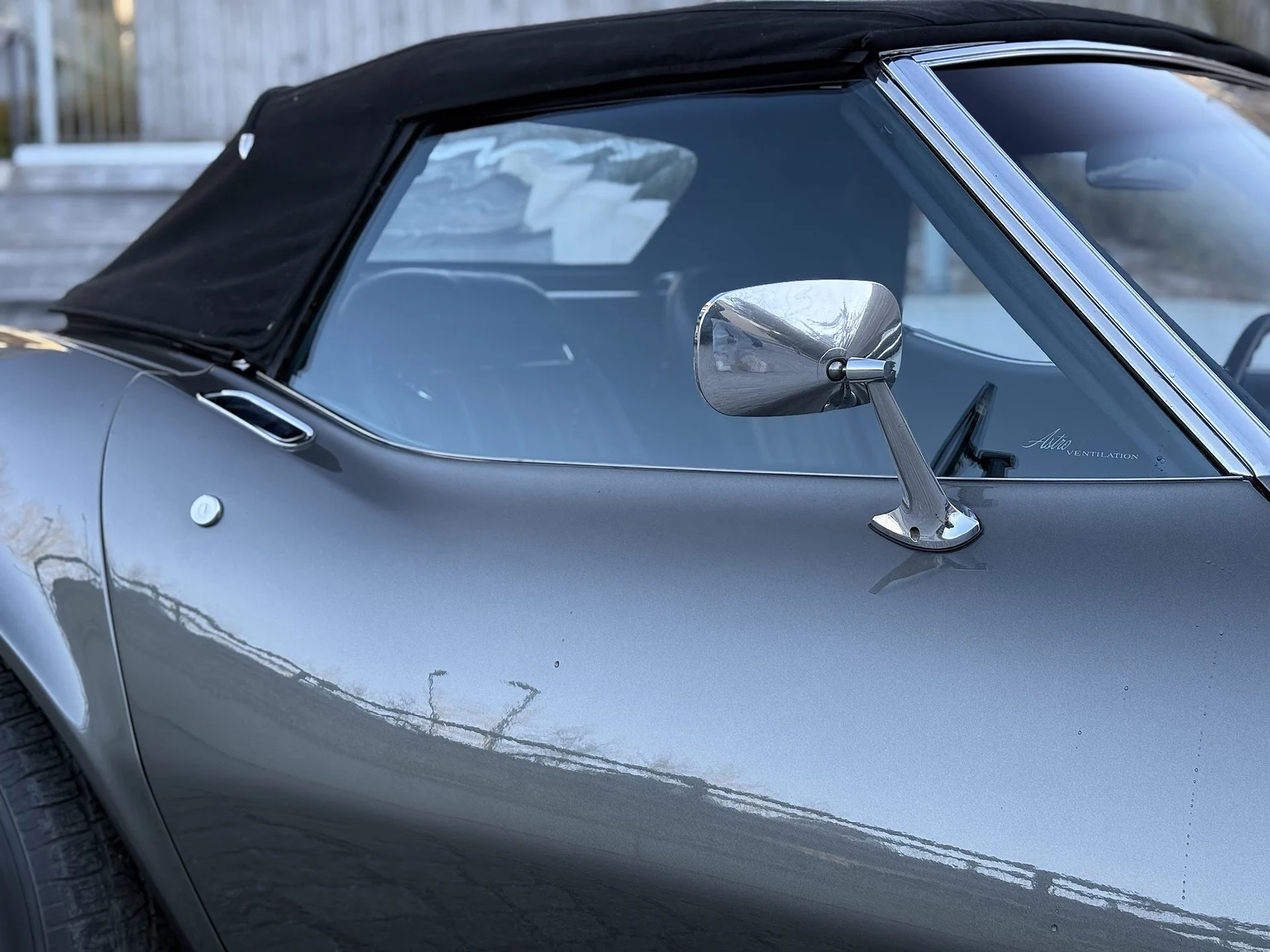 Exteriörbild på 1971 Chevrolet Corvette Stingray Special 598 cui V8 795 hk (21)