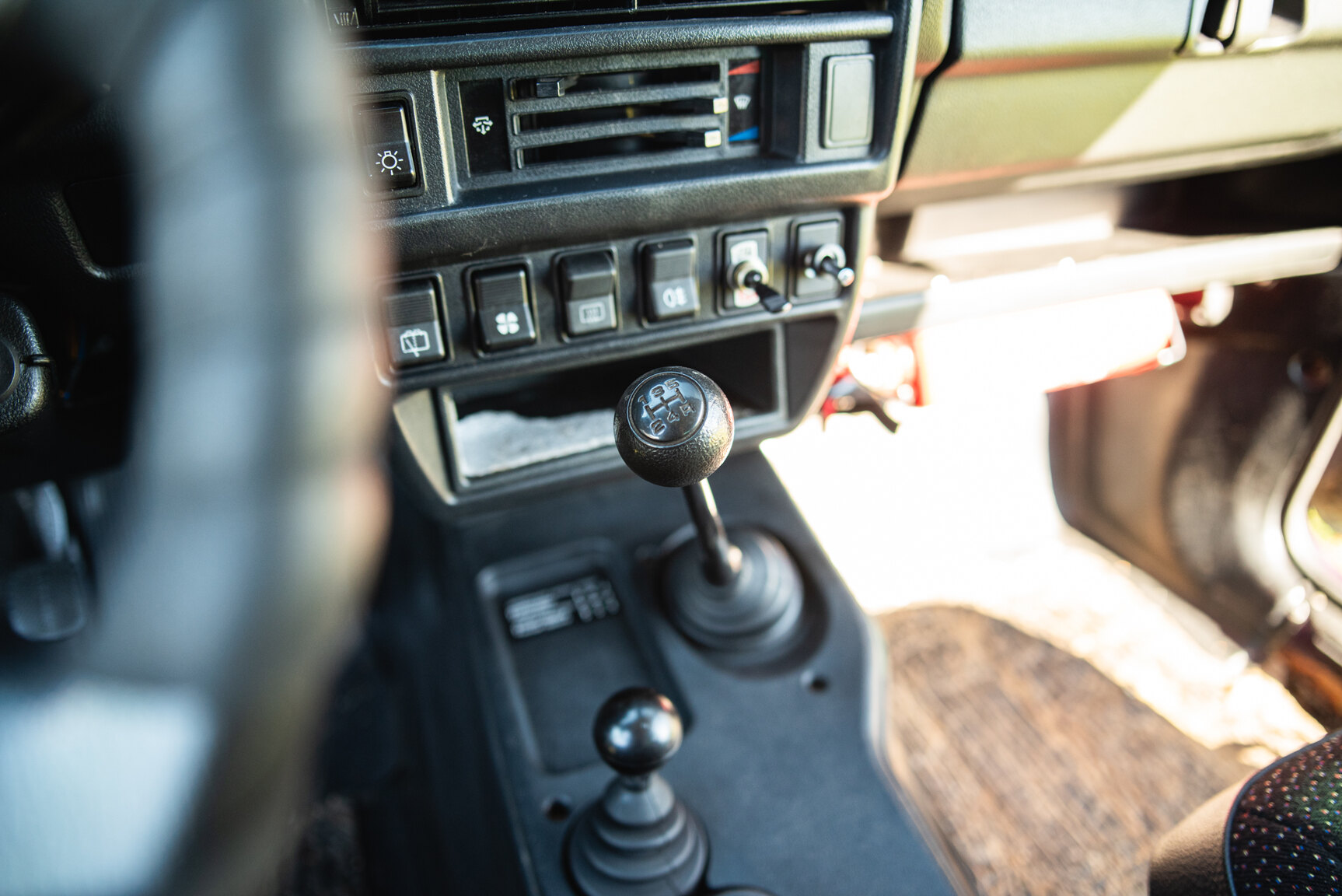 Interior image of 2004 Lada Niva