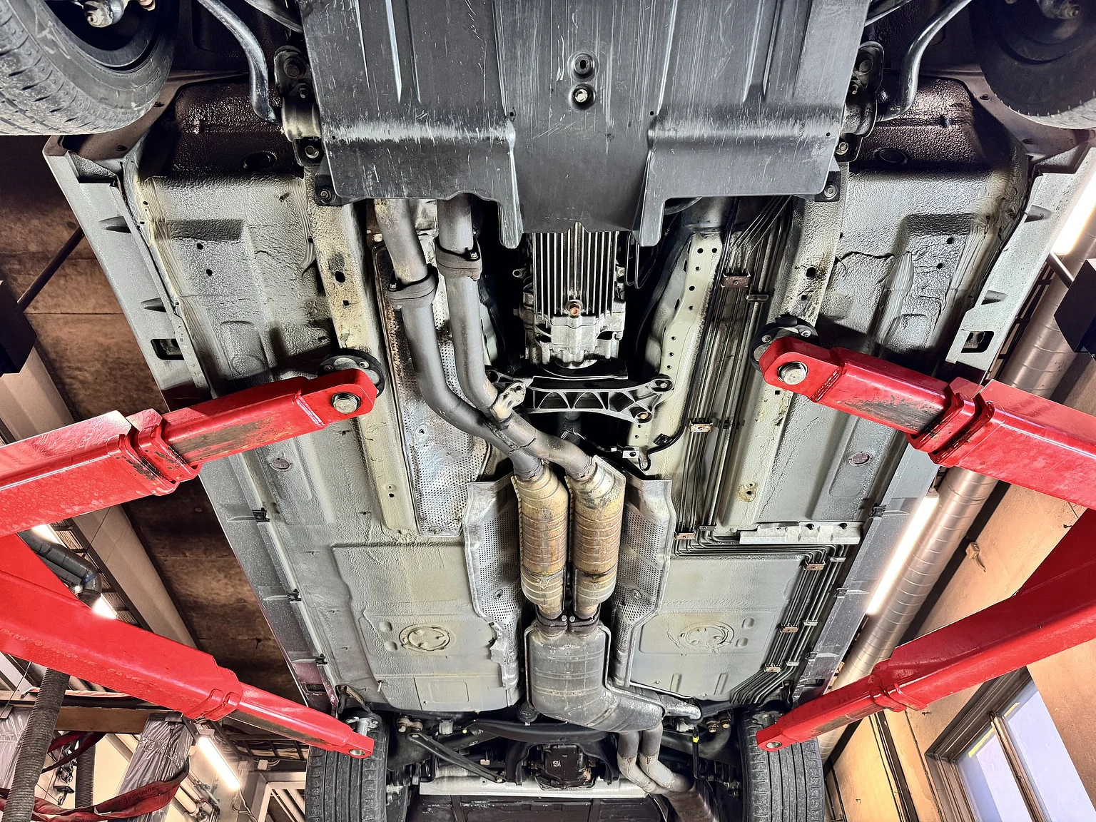 Image of 1993 BMW E34 M5 Touring  mechanics (45)