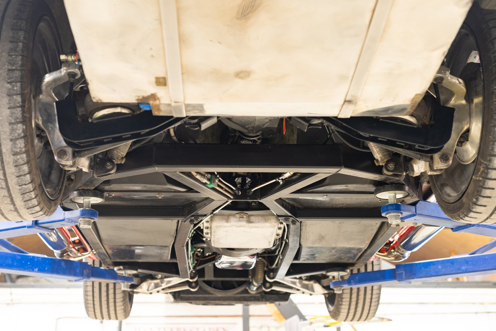 Image of 2011 AC Cobra Replika mechanics