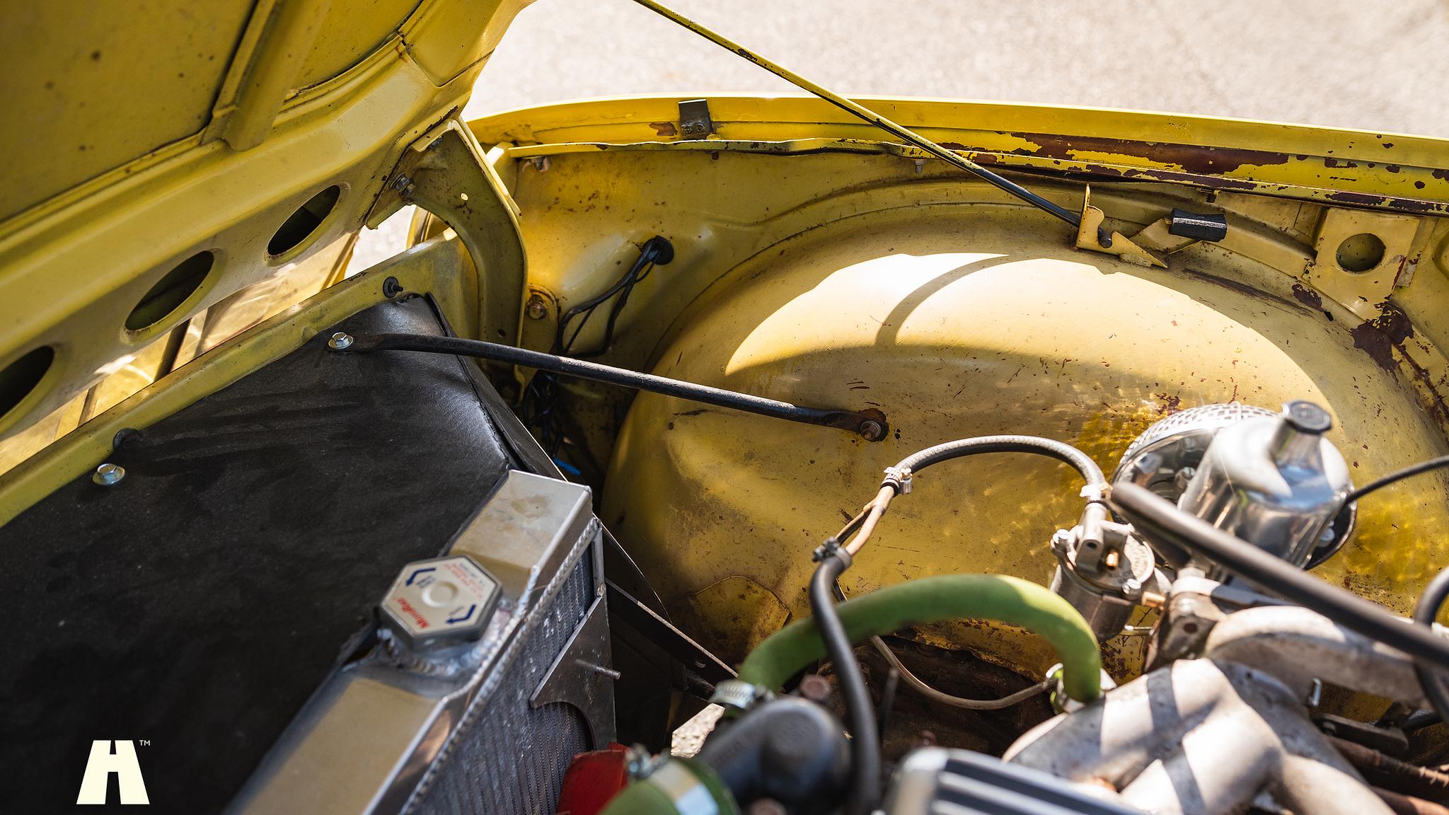 Image of 1974 Triumph TR6 (25) mechanics