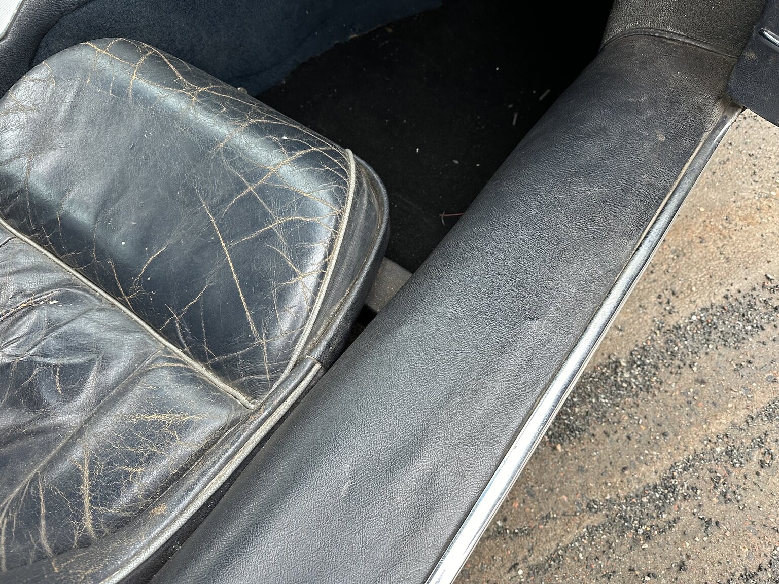 Interior image of 1962 Jaguar E-Type 3.8 Series I