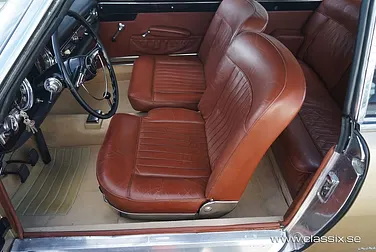 #<Image:0x00007fe2b4db5dc8>