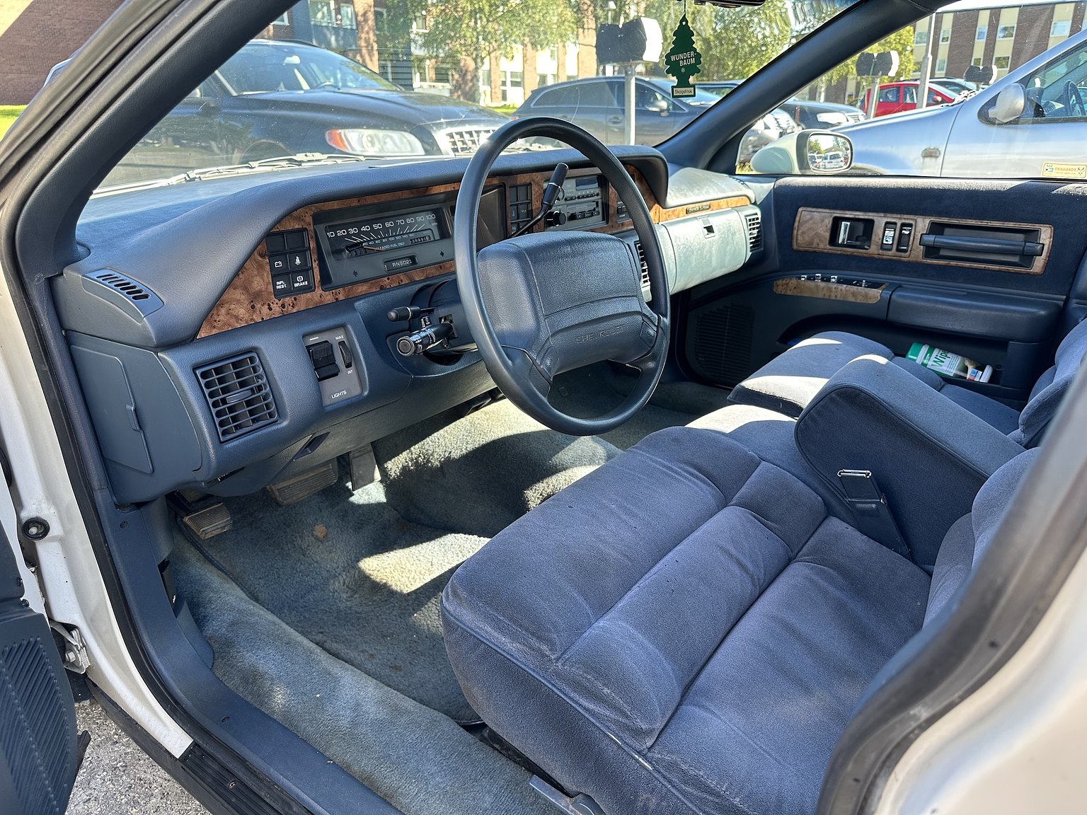Interior image of 1993 Chevrolet Caprice Classic Wagon 5.7 V8 