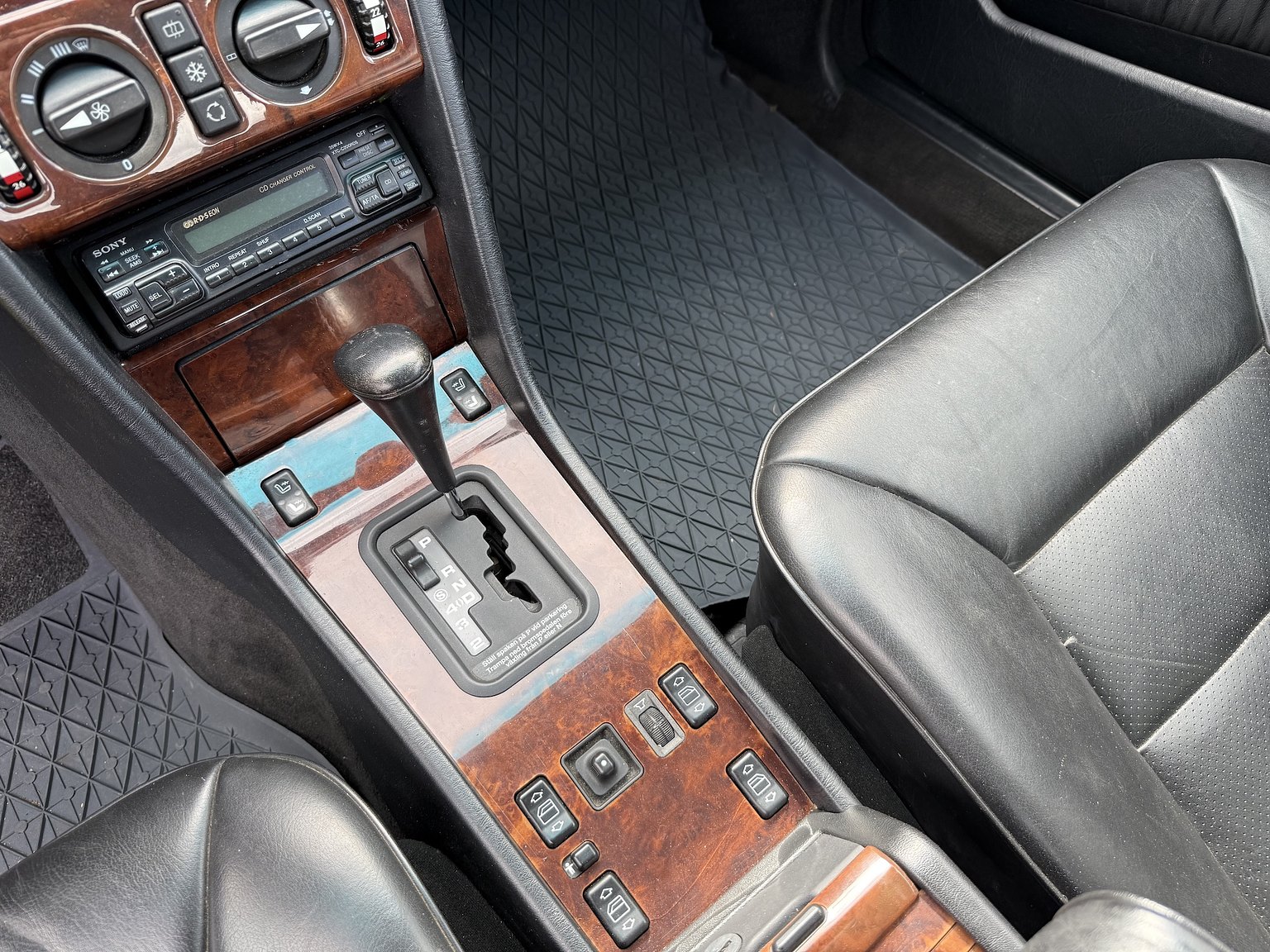 Interior image of 1990 Mercedes-Benz 300CE-24