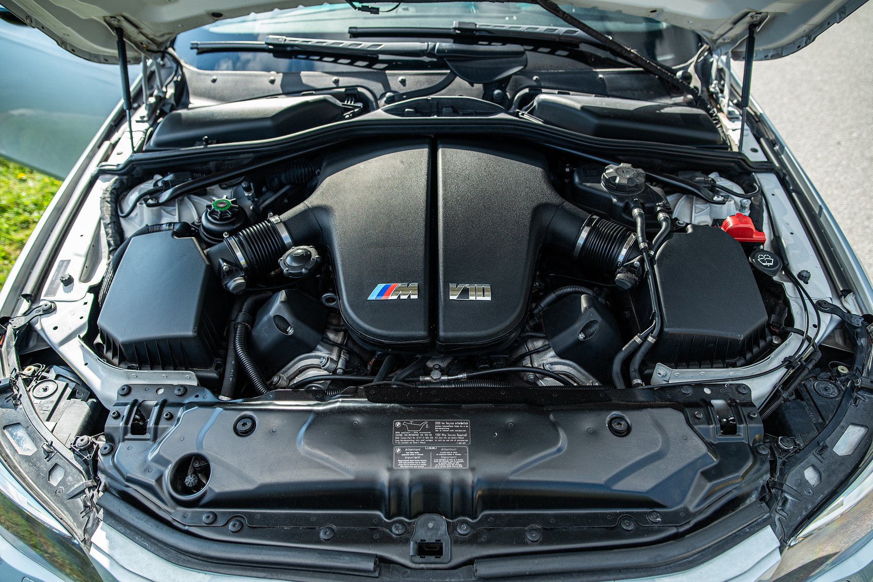 Image of 2006 BMW E60 M5 mechanics