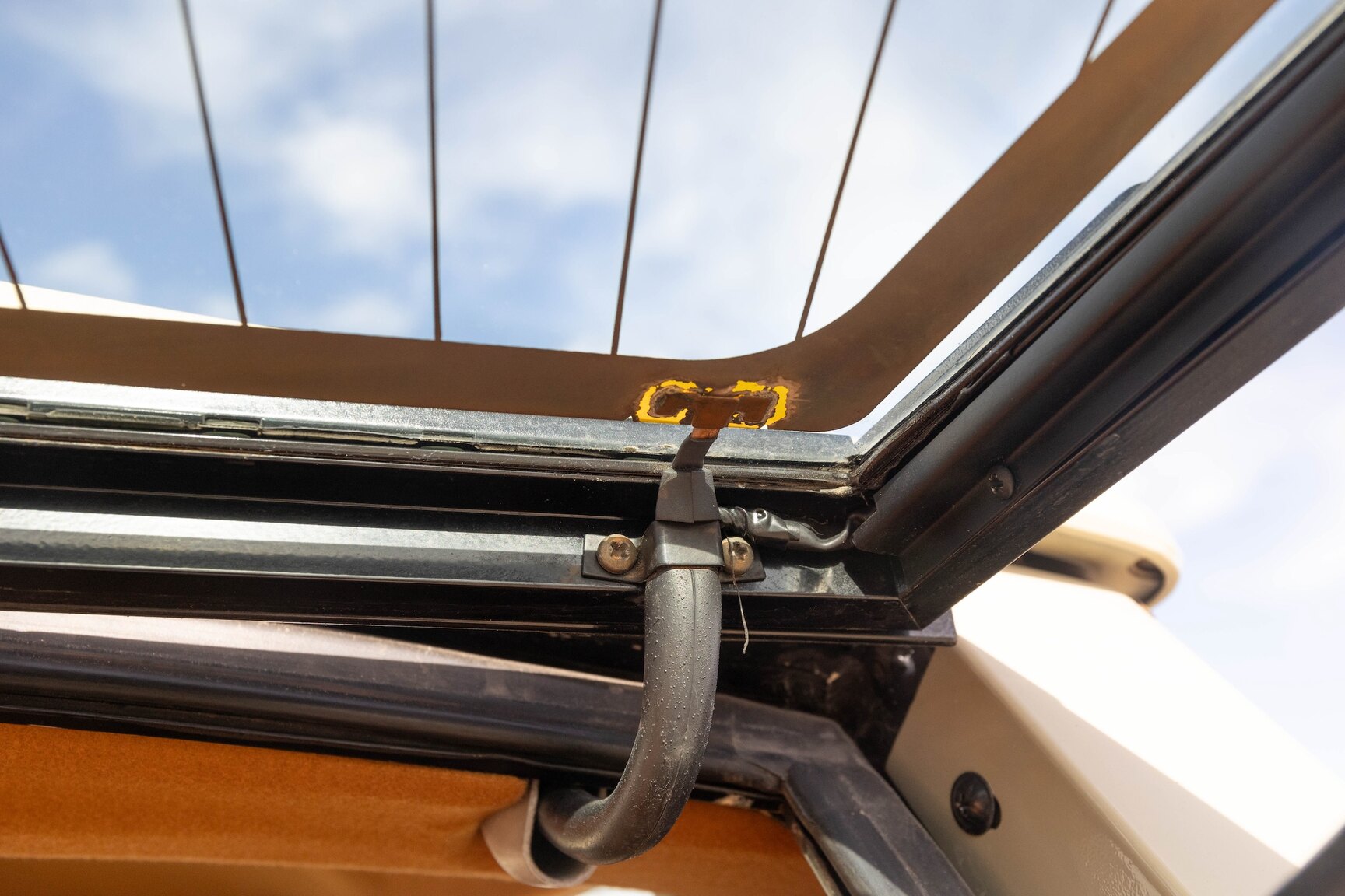 Innenraumfoto von 1991 Range Rover Restomod