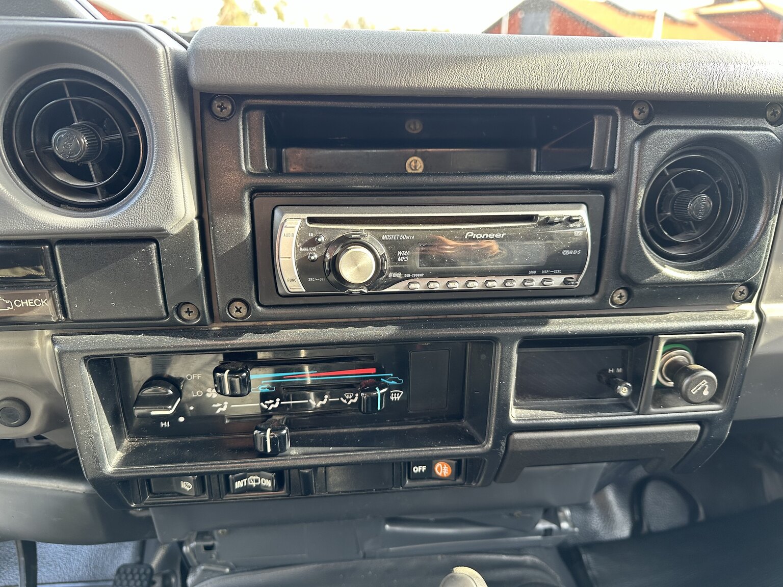 Interior image of 1993 Toyota Land Cruiser Serie 70