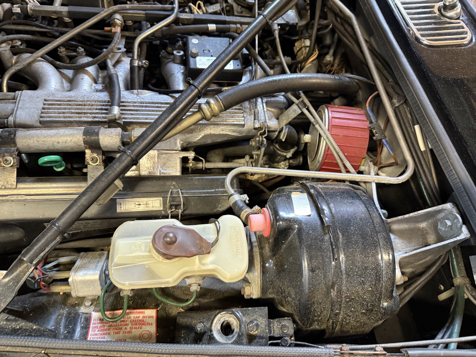 Image of 1990 Jaguar Daimler Double six mechanics