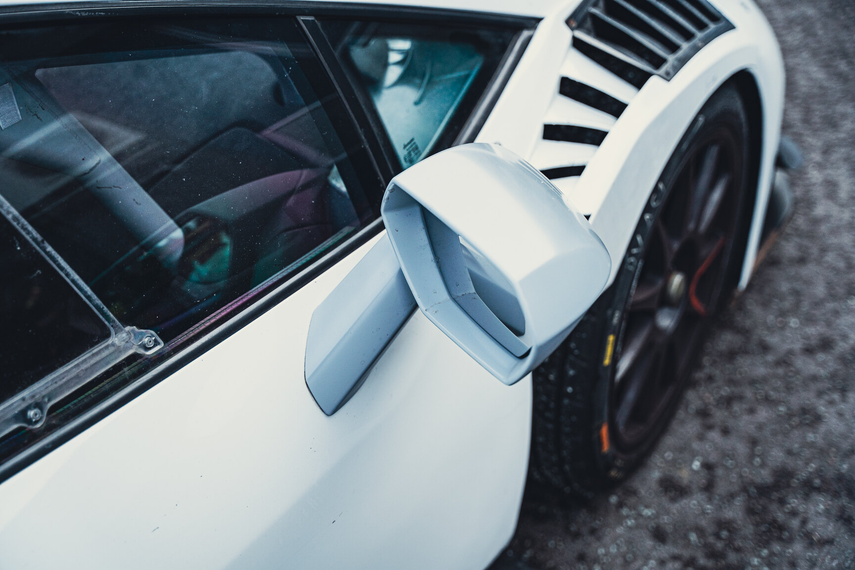 Exteriörbild på 2017 Lamborghini Huracan Supertrofeo LP620-2