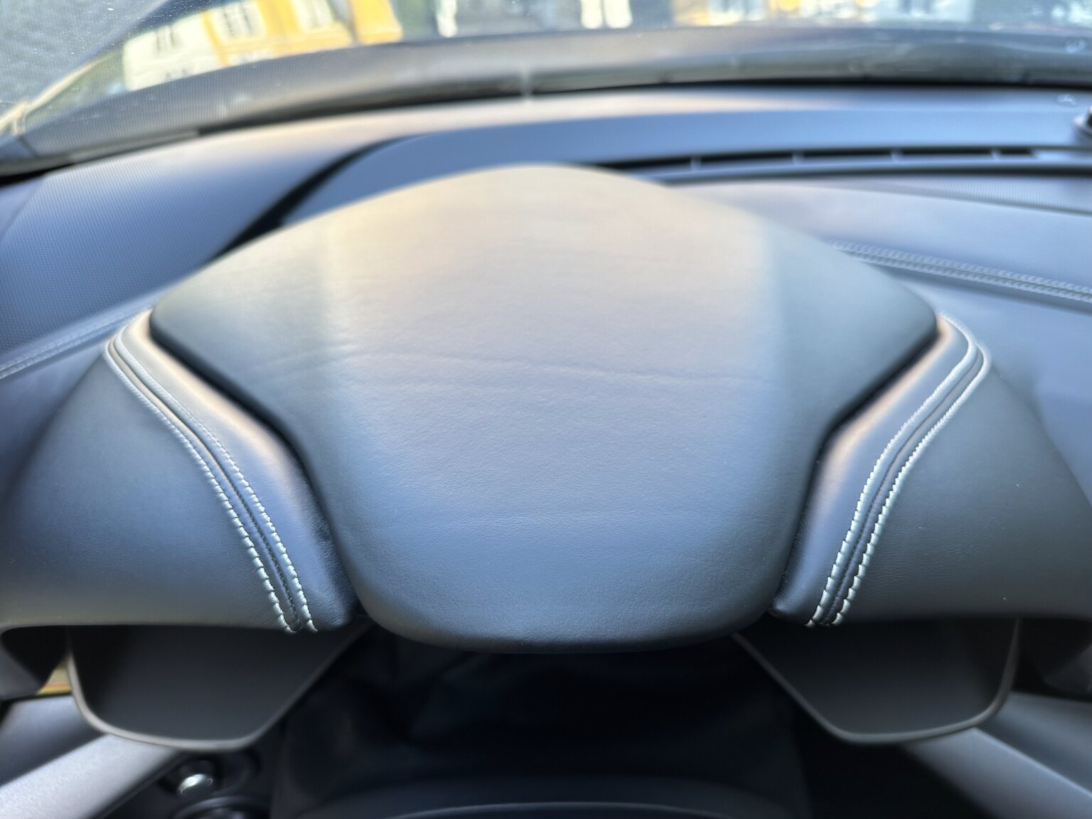 Interior image of 2013 Ferrari F12 Berlinetta