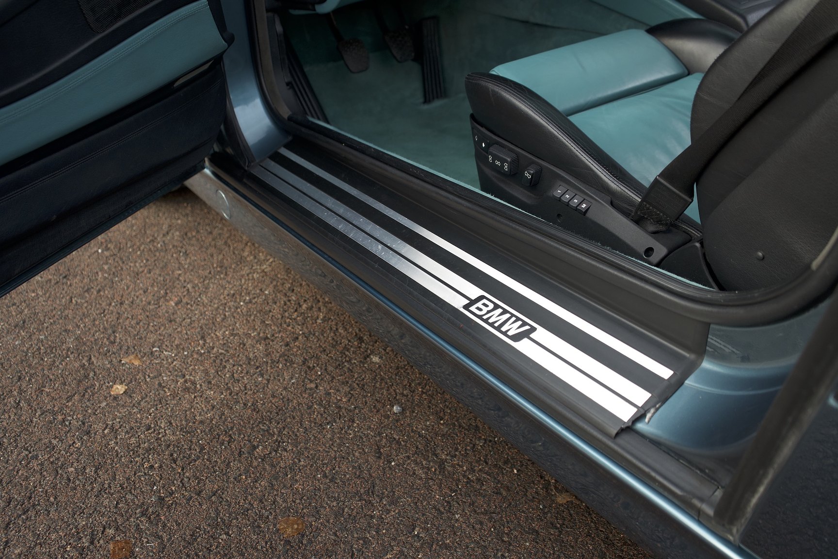 Interiörbild 1992 BMW 850i 6-speed manual - NO RESERVE