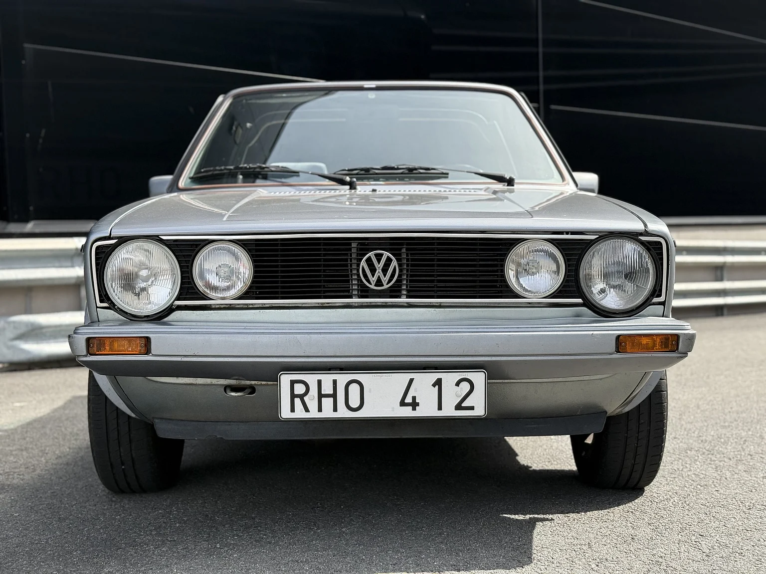 Exterior image of 1987 VW Golf Cabriolet (5)